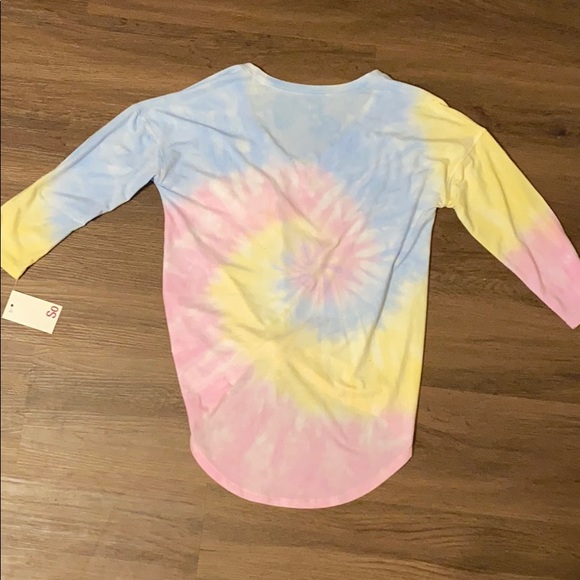 Tie dye shirt - Picture 2 of 3